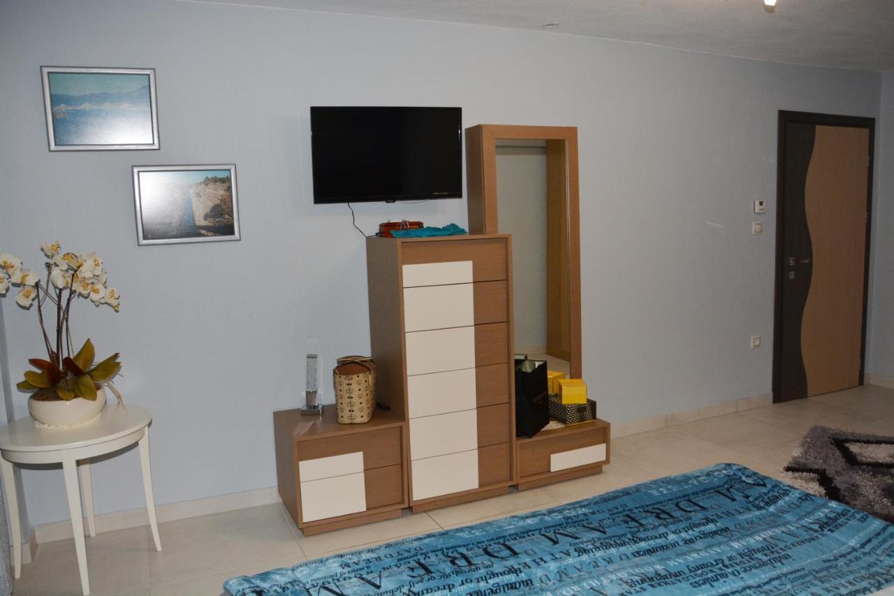 Pegasus Sea View Luxury Apartments Vrasná المظهر الخارجي الصورة